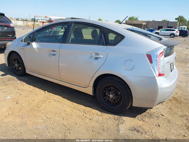 Продажа на аукционе авто 2013 Toyota Prius Two, vin: JTDKN3DU6D5689396, номер лота: 45200837