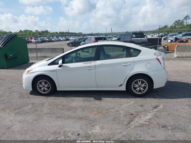 45200847 :رقم المزاد ، JTDKN3DU6B1463816 vin ، 2011 Toyota Prius Two مزاد بيع