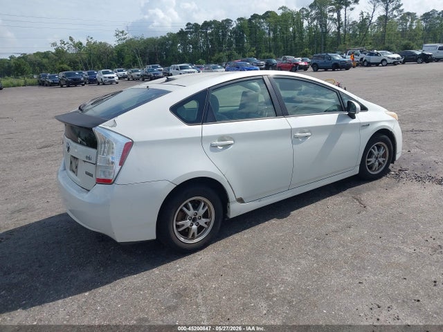 45200847 :رقم المزاد ، JTDKN3DU6B1463816 vin ، 2011 Toyota Prius Two مزاد بيع