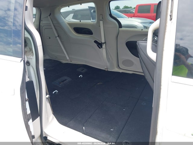 Продаж на аукціоні авто 2019 Chrysler Pacifica Limited, vin: 2C4RC1GG6KR617645, номер лоту: 45200862