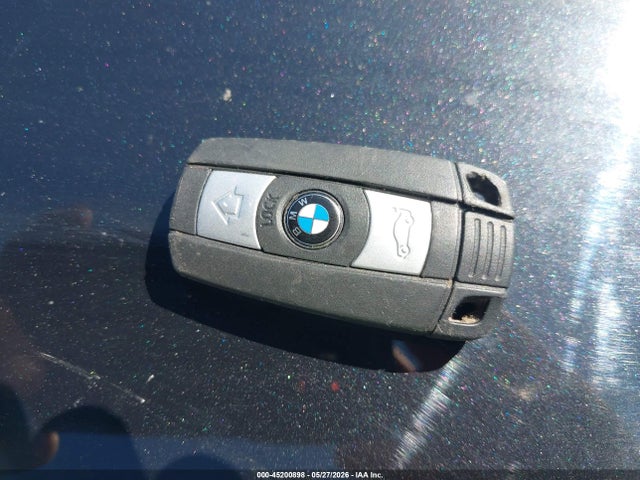 2011 Bmw 328i Xdrive მანქანა იყიდება აუქციონზე, vin: WBAPK5C54BF126839, აუქციონის ნომერი: 45200898