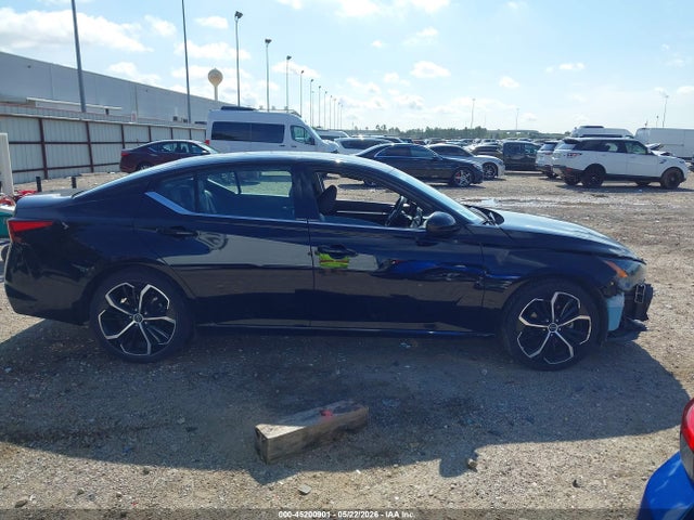 45200901 :رقم المزاد ، 1N4BL4CV5RN386211 vin ، 2024 Nissan Altima Sr Fwd مزاد بيع