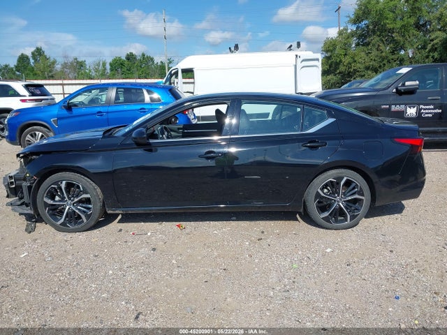45200901 :رقم المزاد ، 1N4BL4CV5RN386211 vin ، 2024 Nissan Altima Sr Fwd مزاد بيع
