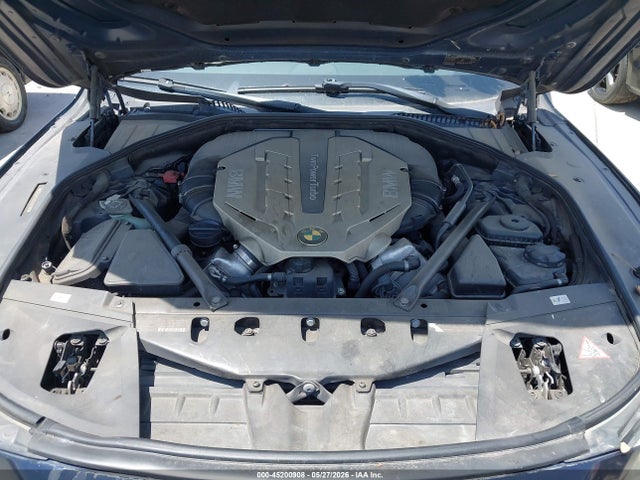 2011 Bmw 750i მანქანა იყიდება აუქციონზე, vin: WBAKA8C52BCY37259, აუქციონის ნომერი: 45200908