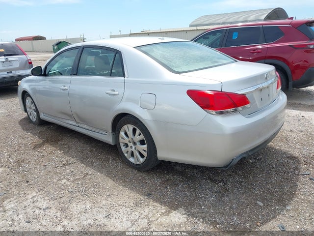 45200920 :رقم المزاد ، 4T1BK3DB7BU431930 vin ، 2011 Toyota Avalon مزاد بيع