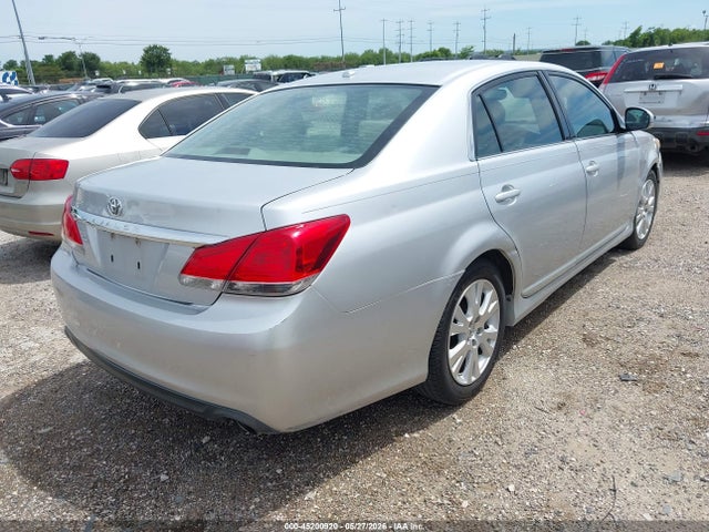 45200920 :رقم المزاد ، 4T1BK3DB7BU431930 vin ، 2011 Toyota Avalon مزاد بيع