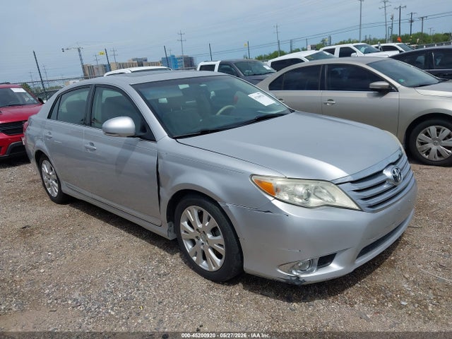 45200920 :رقم المزاد ، 4T1BK3DB7BU431930 vin ، 2011 Toyota Avalon مزاد بيع