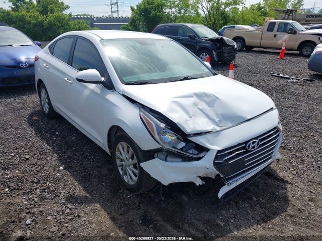 Продажа на аукционе авто 2022 Hyundai Accent Sel, vin: 3KPC24A60NE168270, номер лота: 45200927