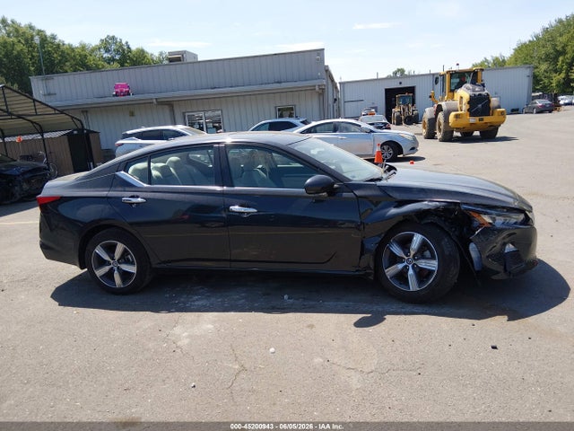Продажа на аукционе авто 2022 Nissan Altima Sv Intelligent Awd, vin: 1N4BL4DW7NN356869, номер лота: 45200943