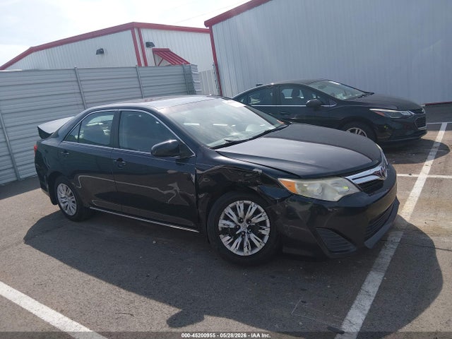 2013 Toyota Camry Le მანქანა იყიდება აუქციონზე, vin: 4T4BF1FK3DR327465, აუქციონის ნომერი: 45200955