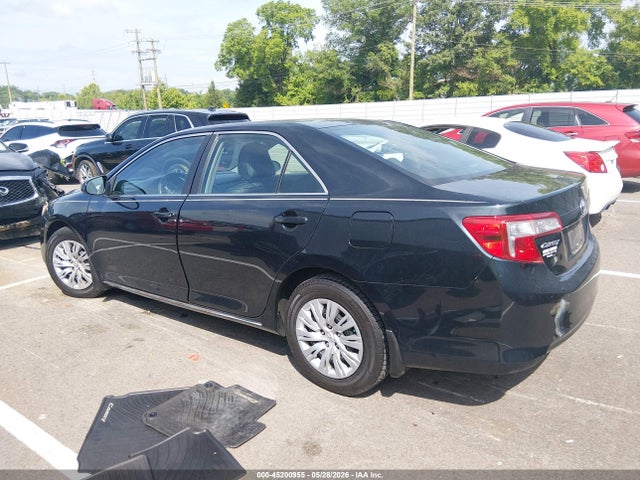 2013 Toyota Camry Le მანქანა იყიდება აუქციონზე, vin: 4T4BF1FK3DR327465, აუქციონის ნომერი: 45200955