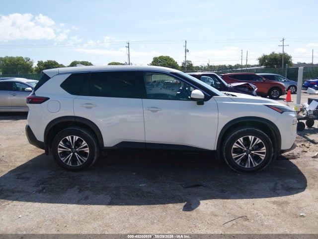 JN8BT3BB0PW194640 Nissan Rogue Sv Intelligent Awd