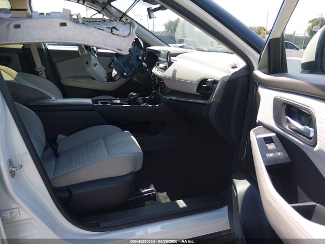 JN8BT3BB0PW194640 Nissan Rogue Sv Intelligent Awd