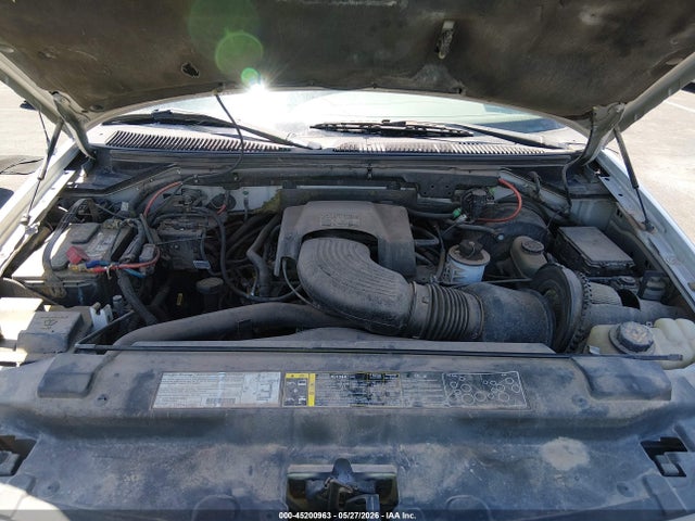 45200963 :رقم المزاد ، 1FTRX18LX3NA84424 vin ، 2003 Ford F-150 Lariat/xl/xlt مزاد بيع