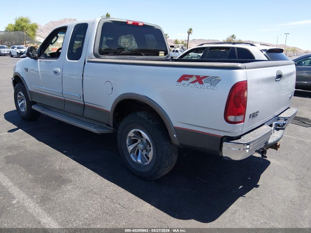 45200963 :رقم المزاد ، 1FTRX18LX3NA84424 vin ، 2003 Ford F-150 Lariat/xl/xlt مزاد بيع