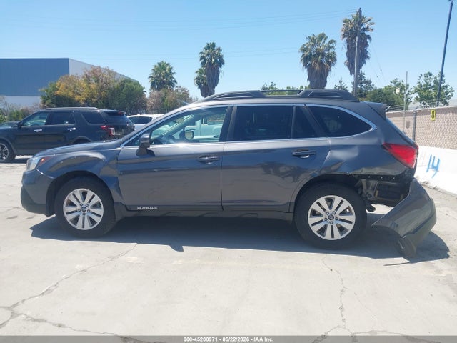 Продаж на аукціоні авто 2018 Subaru Outback 2.5i Premium, vin: 4S4BSAFC6J3202881, номер лоту: 45200971