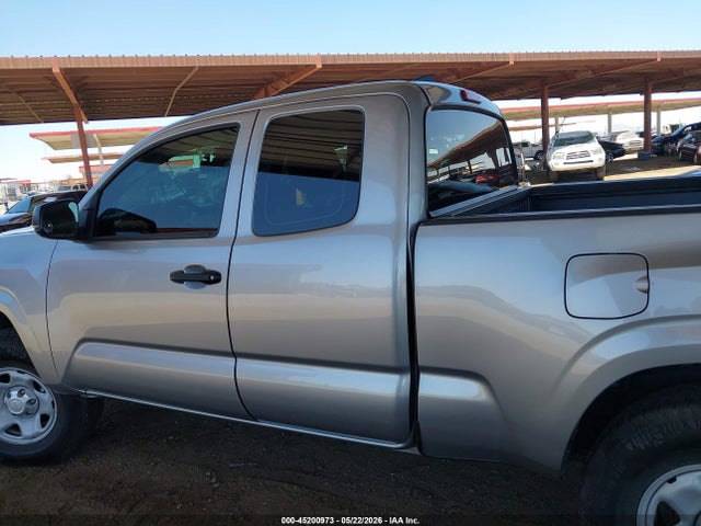 45200973 :رقم المزاد ، 5TFRX5GN6JX123943 vin ، 2018 Toyota Tacoma Sr مزاد بيع