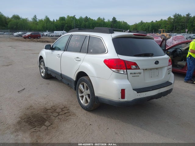 Aukcja sprzedaży 2013 Subaru Outback 2.5i Limited, vin: 4S4BRBKC3D3292261, numer aukcji: 45200978