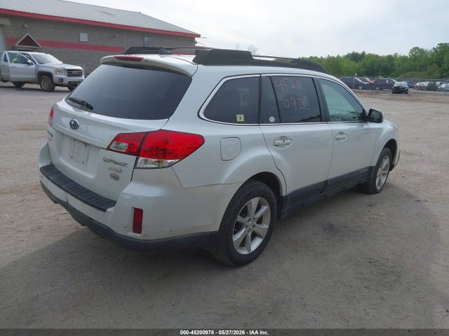 Aukcja sprzedaży 2013 Subaru Outback 2.5i Limited, vin: 4S4BRBKC3D3292261, numer aukcji: 45200978