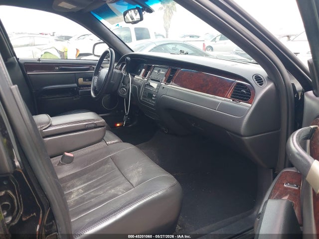 Aukcja sprzedaży 2007 Lincoln Town Car Signature, vin: 1LNHM81V97Y623088, numer aukcji: 45201060