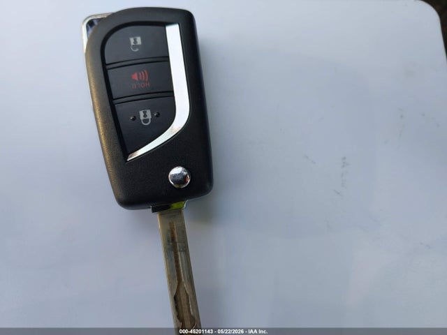 Toyota C-HR LE 2020 JTNKHMBX3L1067687 Image 11