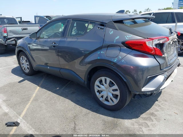 Toyota C-HR LE 2020 JTNKHMBX3L1067687 Image 3