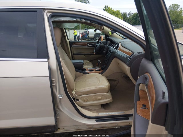 2012 Buick Enclave Leather მანქანა იყიდება აუქციონზე, vin: 5GAKRCED7CJ137934, აუქციონის ნომერი: 45201166