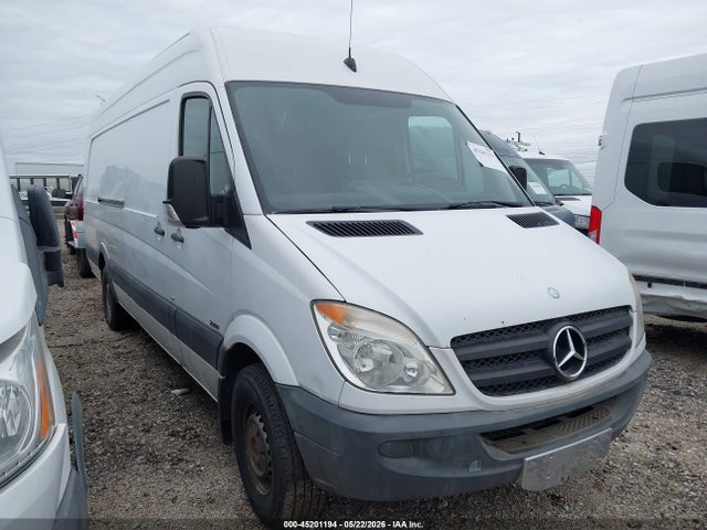 2012 Mercedes-benz Sprinter 2500 High Roof მანქანა იყიდება აუქციონზე, vin: WD3PE8CC6C5617215, აუქციონის ნომერი: 45201194
