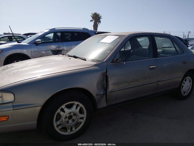 1994 Toyota Camry Xle მანქანა იყიდება აუქციონზე, vin: 4T1GK13E3RU059955, აუქციონის ნომერი: 45201225