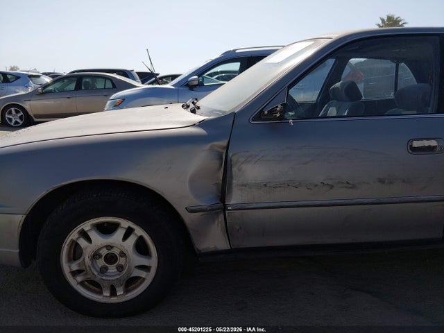 1994 Toyota Camry Xle მანქანა იყიდება აუქციონზე, vin: 4T1GK13E3RU059955, აუქციონის ნომერი: 45201225