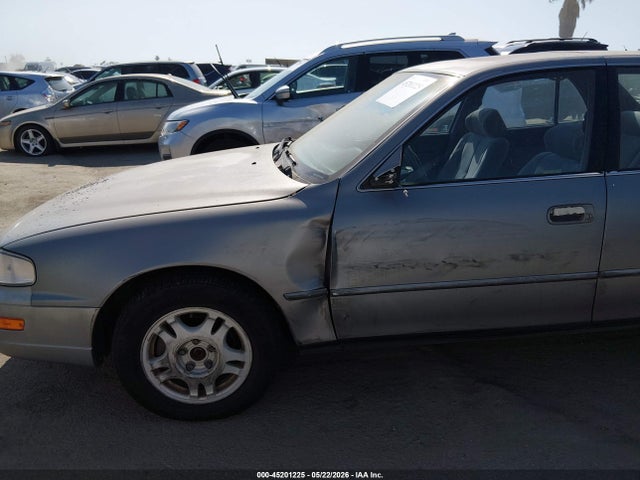 1994 Toyota Camry Xle მანქანა იყიდება აუქციონზე, vin: 4T1GK13E3RU059955, აუქციონის ნომერი: 45201225