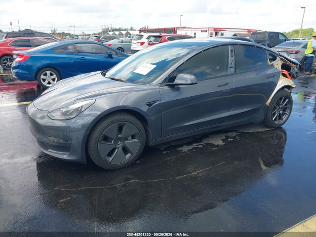 Tesla Model 3 Rear-wheel Drive 2023 5YJ3E1EA4PF570116 Image 2