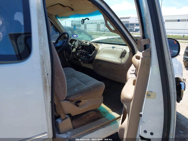 45201235 :رقم المزاد ، 1FTDX17W3VNB64561 vin ، 1997 Ford F-150 Lariat/standard/xl/xlt مزاد بيع