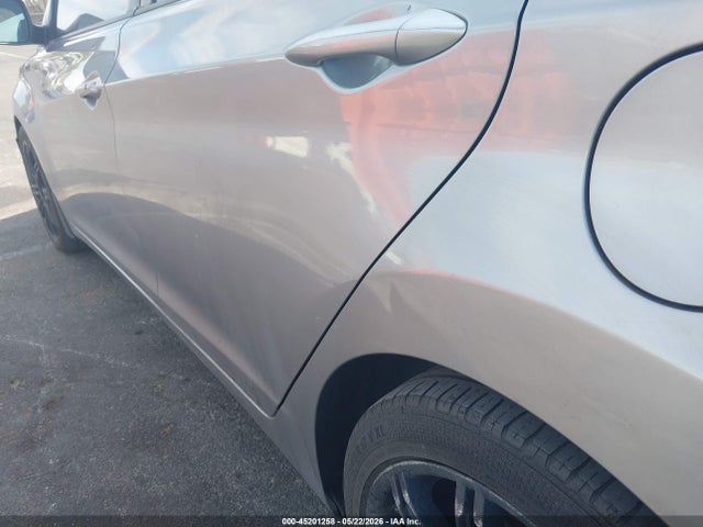45201258 :رقم المزاد ، KMHDH4AE7DU947591 vin ، 2013 Hyundai Elantra Limited مزاد بيع