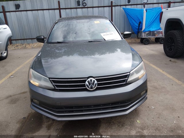 3VWD17AJ5GM411557 Volkswagen Jetta 1.8t Sport