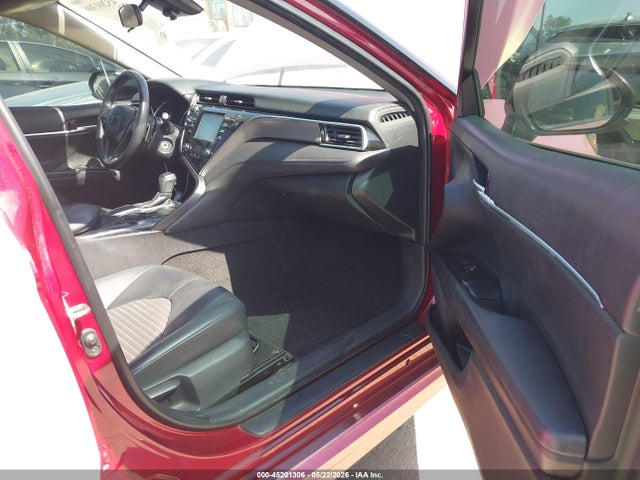 4T1B11HK3JU562062 Toyota CAMRY SE
