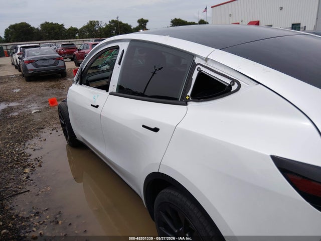 Продажа на аукционе авто 2023 Tesla Model Y, vin: 7SAYGDEE3PA076219, номер лота: 45201339