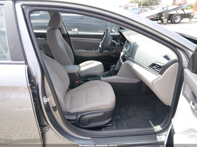 5NPD84LF5KH475490 Hyundai ELANTRA SEL