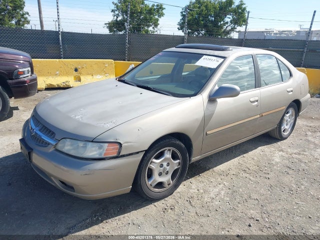 45201376 :رقم المزاد ، 1N4DL01A21C136183 vin ، 2001 Nissan Altima Gle مزاد بيع
