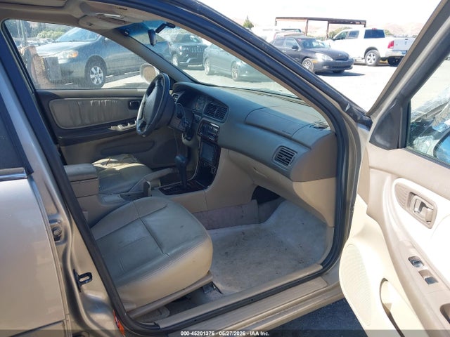 45201376 :رقم المزاد ، 1N4DL01A21C136183 vin ، 2001 Nissan Altima Gle مزاد بيع