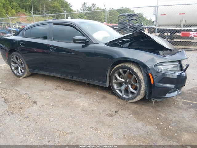 45201392 :رقم المزاد ، 2C3CDXHG7FH784827 vin ، 2015 Dodge Charger Sxt مزاد بيع