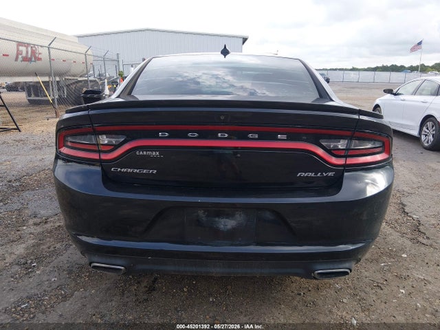 45201392 :رقم المزاد ، 2C3CDXHG7FH784827 vin ، 2015 Dodge Charger Sxt مزاد بيع