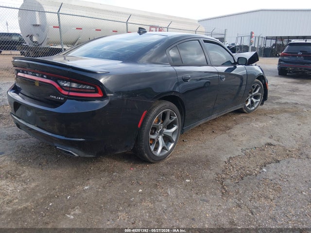 45201392 :رقم المزاد ، 2C3CDXHG7FH784827 vin ، 2015 Dodge Charger Sxt مزاد بيع