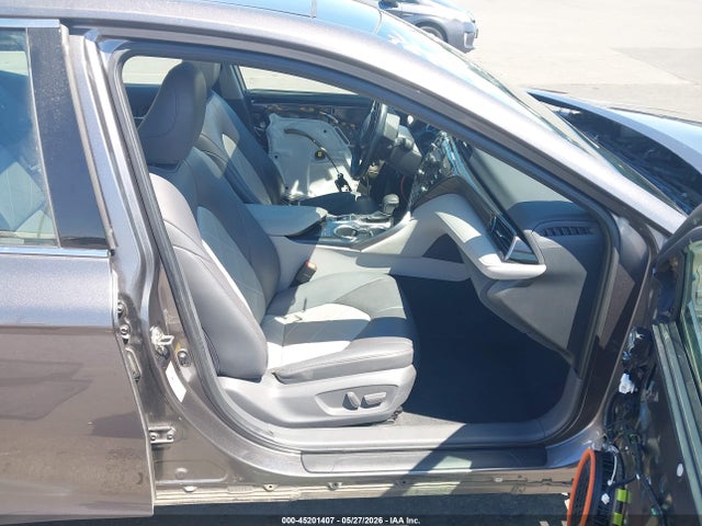 45201407 :رقم المزاد ، 4T1BZ1HK4KU025954 vin ، 2019 Toyota Camry Xle V6 مزاد بيع
