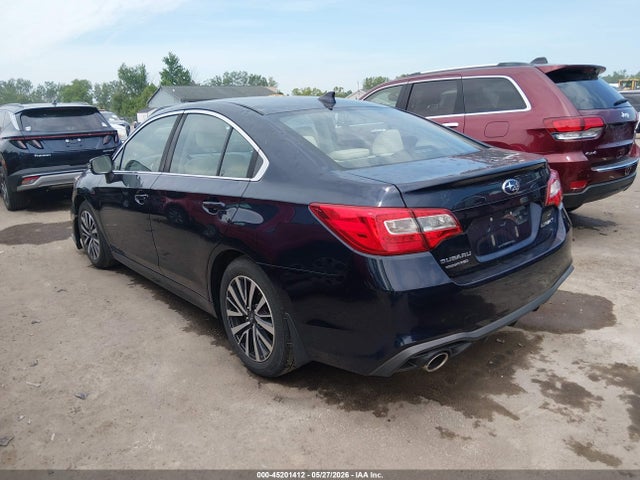 2018 Subaru Legacy 2.5i Premium მანქანა იყიდება აუქციონზე, vin: 4S3BNAH62J3021909, აუქციონის ნომერი: 45201412