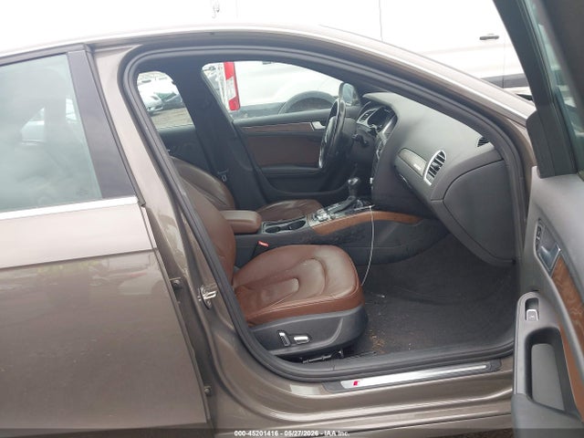 2015 Audi A4 2.0t Premium მანქანა იყიდება აუქციონზე, vin: WAUFFAFL3FN020817, აუქციონის ნომერი: 45201416