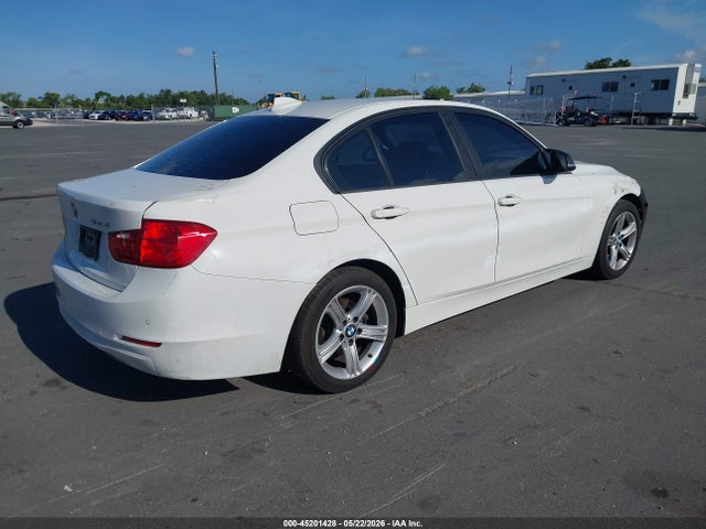 2014 Bmw 328d მანქანა იყიდება აუქციონზე, vin: WBA3D3C58EK156483, აუქციონის ნომერი: 45201428
