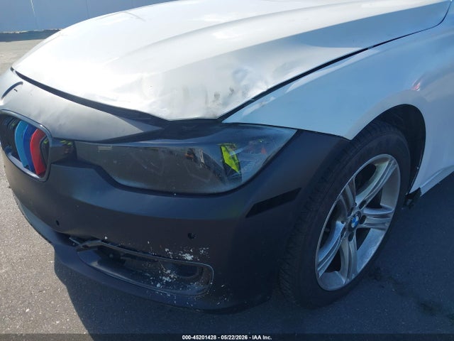 2014 Bmw 328d მანქანა იყიდება აუქციონზე, vin: WBA3D3C58EK156483, აუქციონის ნომერი: 45201428