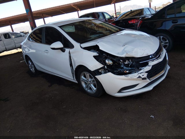 Chevrolet Cruze Lt Auto 2018 1G1BE5SM3J7209824 Image 1