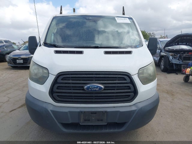 45201463 :رقم المزاد ، 1FTYE1ZM6GKA06920 vin ، 2016 Ford Transit-150 مزاد بيع